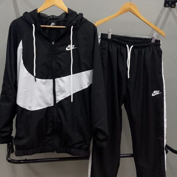 Conjunto Nike Facão Corta Vento