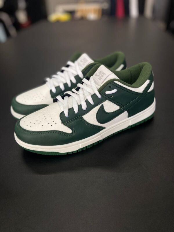 Nike SB Dunk Low Green - Image 7